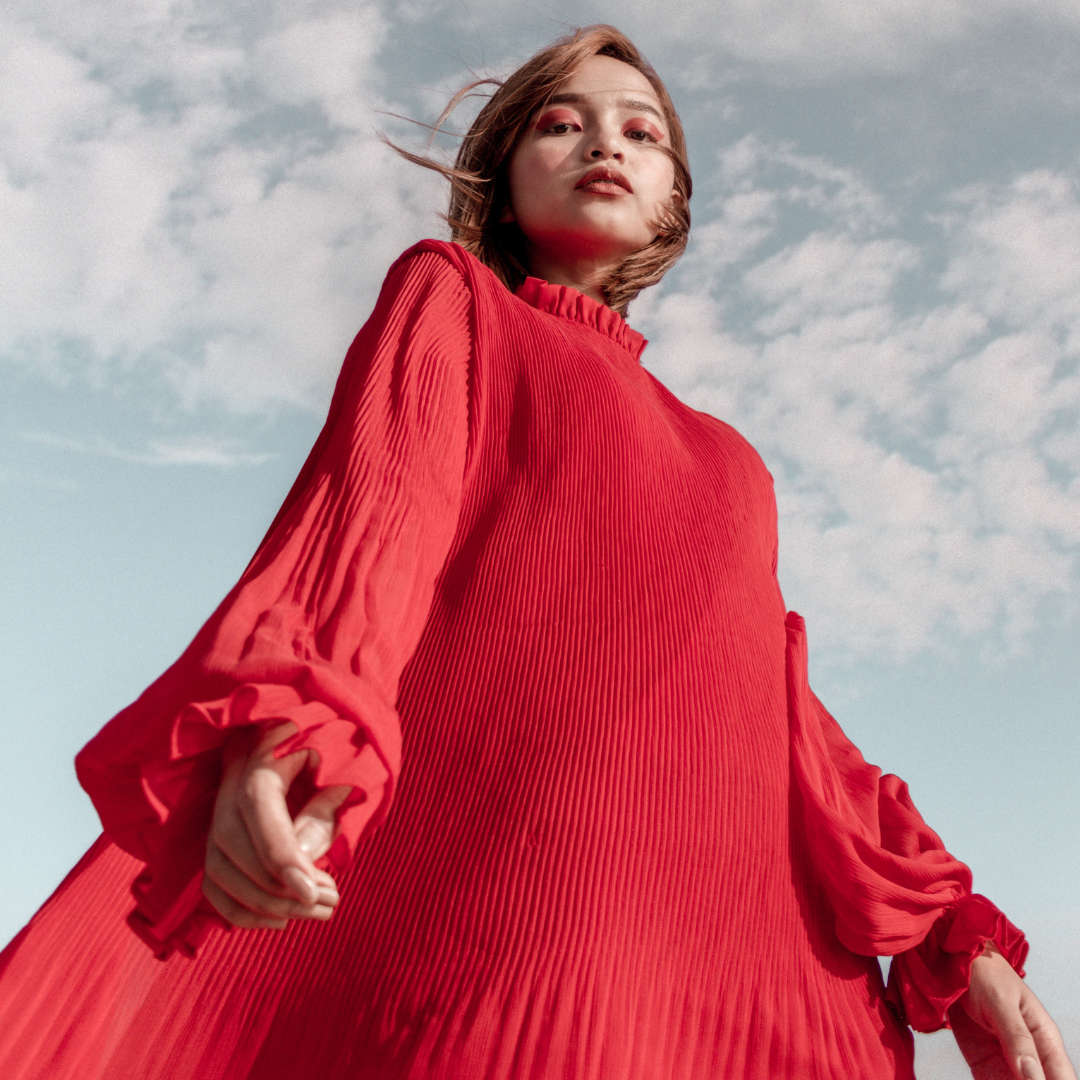 How To Incorporate Bold Colors Into Daily Outfits