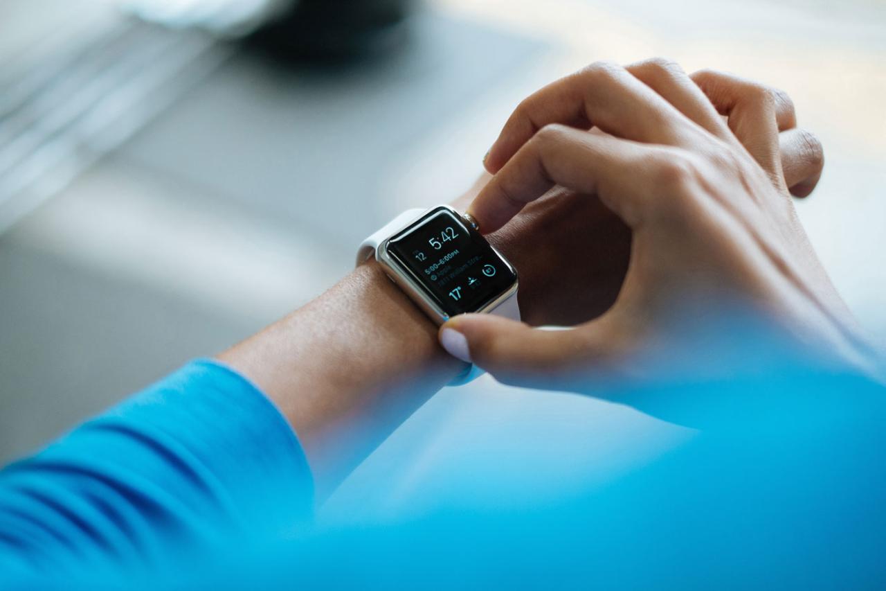 Wearable Tech Trends Beyond Fitness Tracking - NOODLS.COM