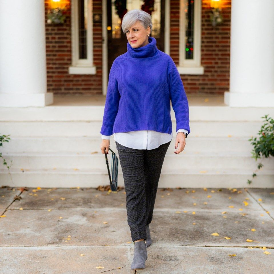 How to wear bold colors