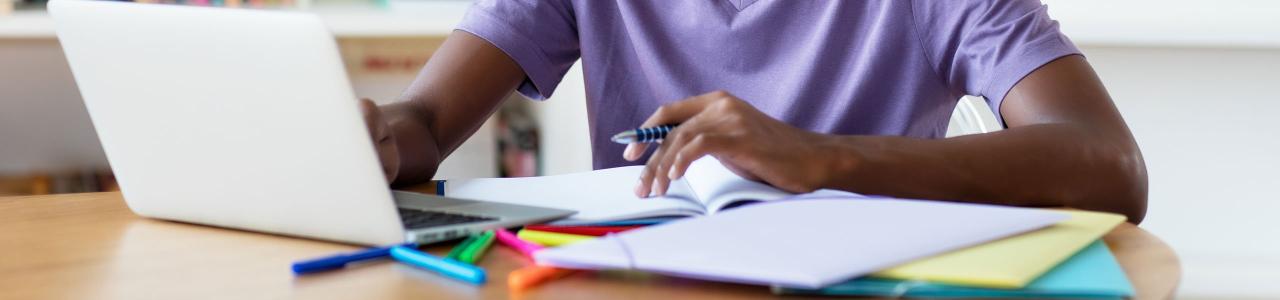 How To Effectively Manage Time During Online Courses